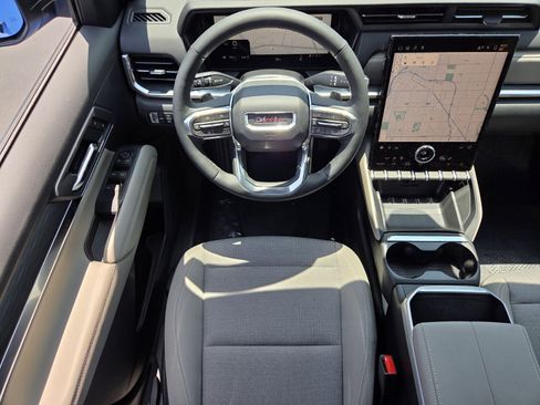 New 2025 GMC Terrain Elevation image 8