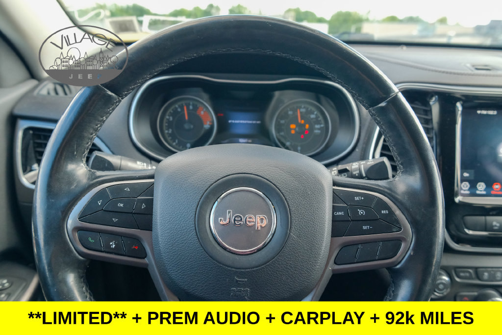 Used 2019 Jeep Cherokee Limited AWD/4WD image 17