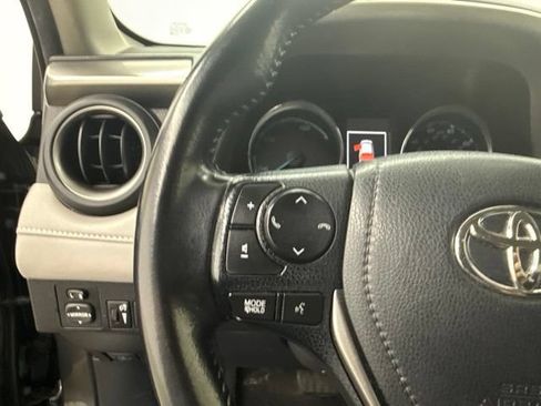 Used 2017 Toyota RAV4 XLE w/ All Weather Liner Package AWD/4WD image 26