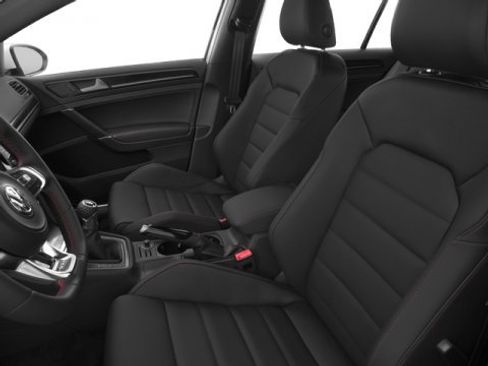 Used 2017 Volkswagen GTI S image 9