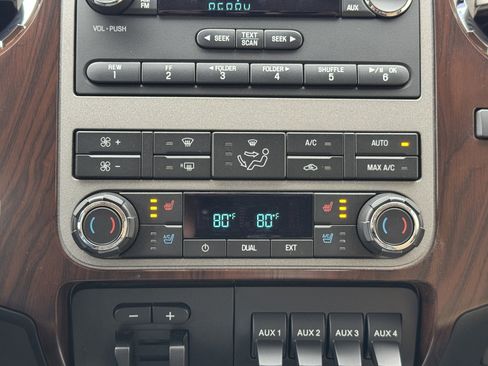 Used 2012 Ford F350 Lariat w/ Chrome Pkg image 17