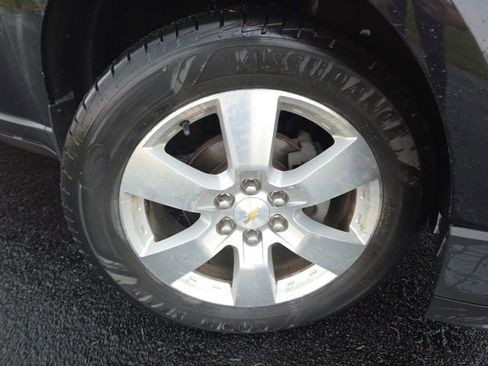 Used 2013 Chevrolet Traverse LTZ image 3