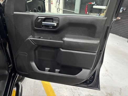 Used 2020 Chevrolet Silverado 1500 Custom Trail Boss w/ Custom Convenience Package AWD/4WD image 34