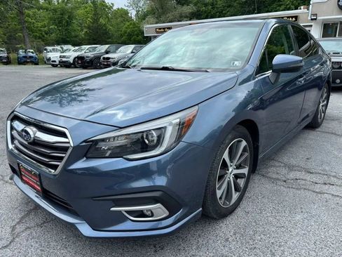 Used 2018 Subaru Legacy 3.6R Limited AWD/4WD image 3
