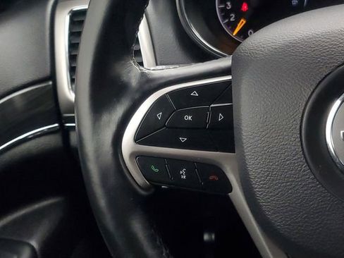 Used 2020 Jeep Grand Cherokee Limited image 18