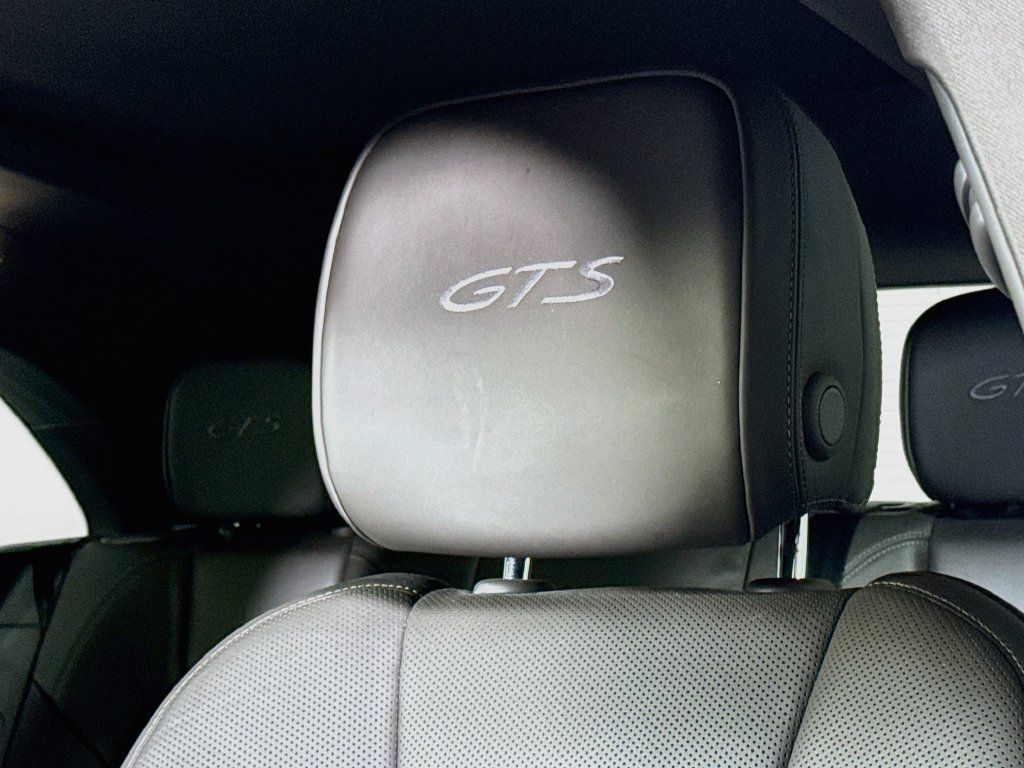 Certified 2020 Porsche Macan GTS AWD/4WD image 22