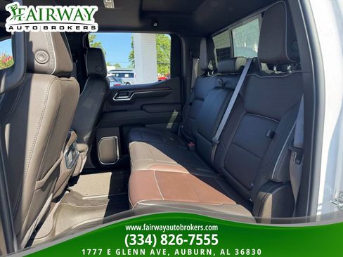 Used 2024 GMC Sierra 1500 Denali w/ Denali Reserve Package AWD/4WD image 11