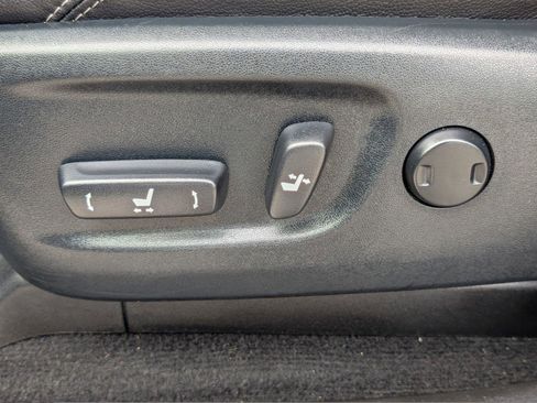 Used 2022 Toyota 4Runner Limited image 21