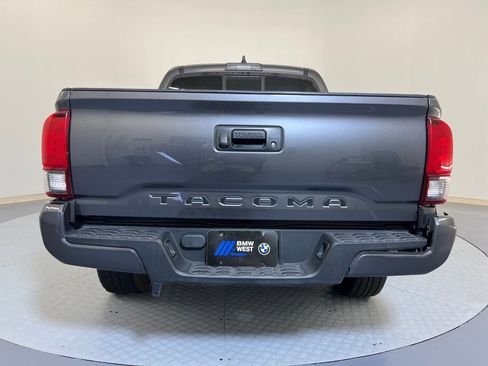 Used 2021 Toyota Tacoma SR w/ SR Convenience Package image 9