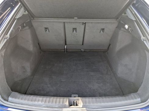 Used 2023 Audi Q4 e-tron Premium w/ Convenience Package image 29