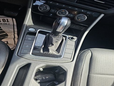 Used 2021 Volkswagen Jetta SE image 18