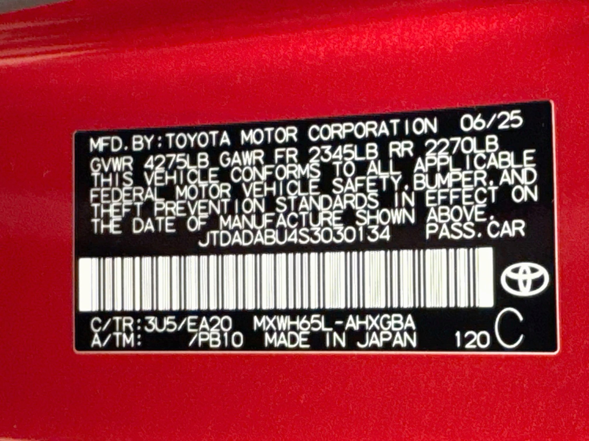 Certified 2025 Toyota Prius XLE AWD/4WD image 28