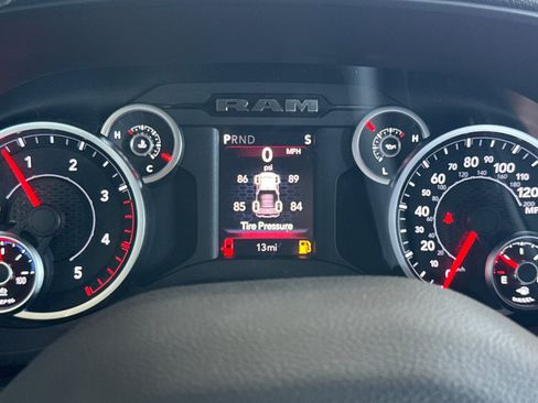 New 2026 RAM 2500 Big Horn AWD/4WD image 23