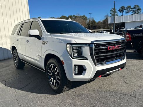 Used 2021 GMC Yukon AT4 w/ AT4 Premium Plus Package image 4