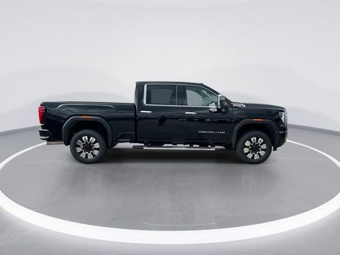 New 2026 GMC Sierra 2500 Denali w/ Denali Reserve Package AWD/4WD image 9