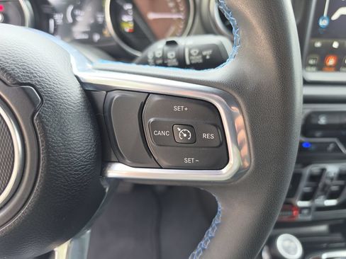 Used 2023 Jeep Wrangler Unlimited Rubicon 4xe AWD/4WD image 29