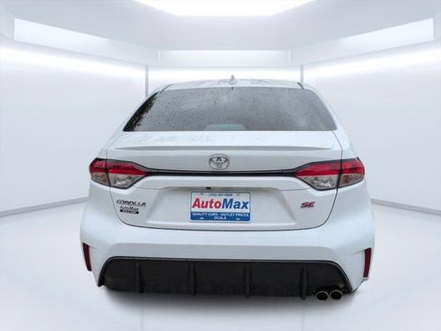 Used 2025 Toyota Corolla SE FWD image 4
