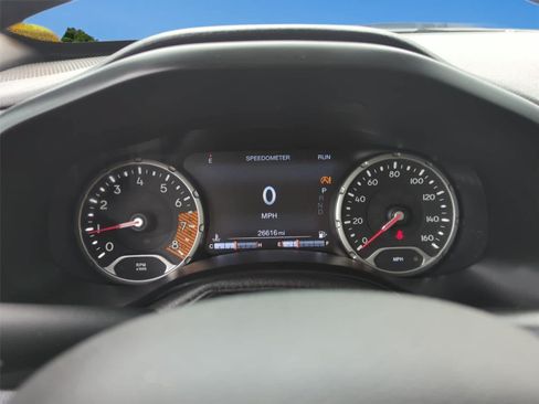 Used 2023 Jeep Renegade Trailhawk w/ Sun/Sound Group AWD/4WD image 18