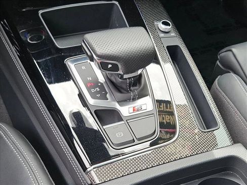 Used 2024 Audi SQ5 Premium Plus image 12