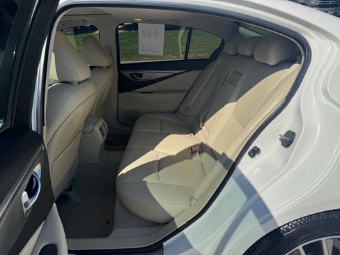 Used 2015 INFINITI Q50 Premium w/ Navigation Package image 12