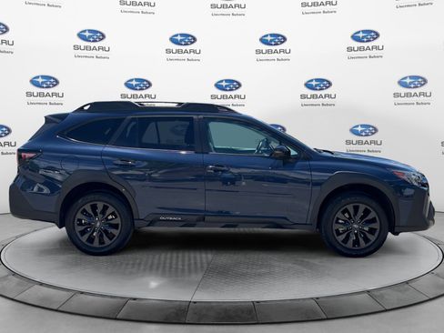 Used 2023 Subaru Outback Onyx Edition AWD/4WD image 6