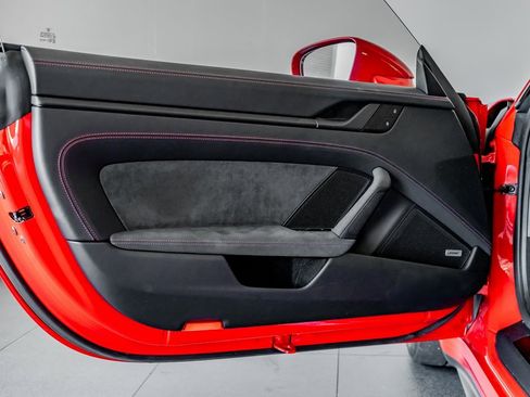 Certified 2022 Porsche 911 GT3 image 12