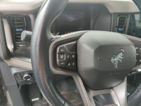Used 2023 Ford Bronco Wildtrak AWD/4WD image 32
