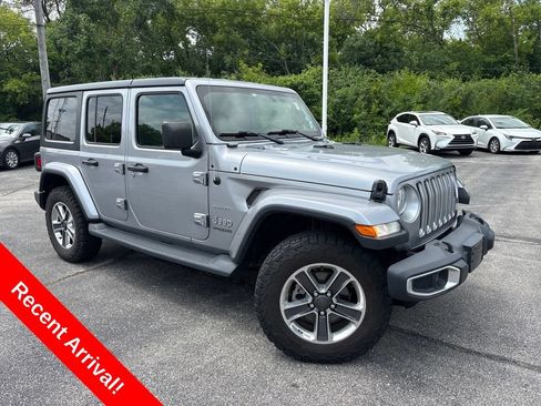 Used 2018 Jeep Wrangler Unlimited Sahara w/ Cold Weather Group AWD/4WD image 1