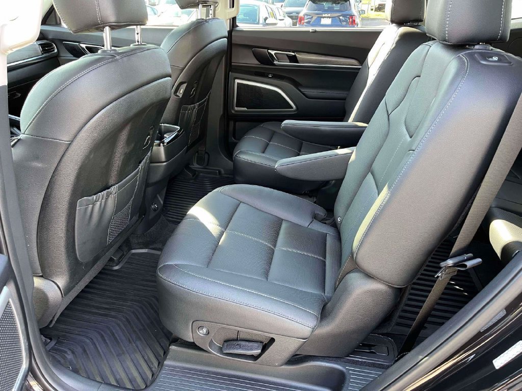 Used 2021 Kia Telluride EX w/ EX Premium Package AWD/4WD image 7