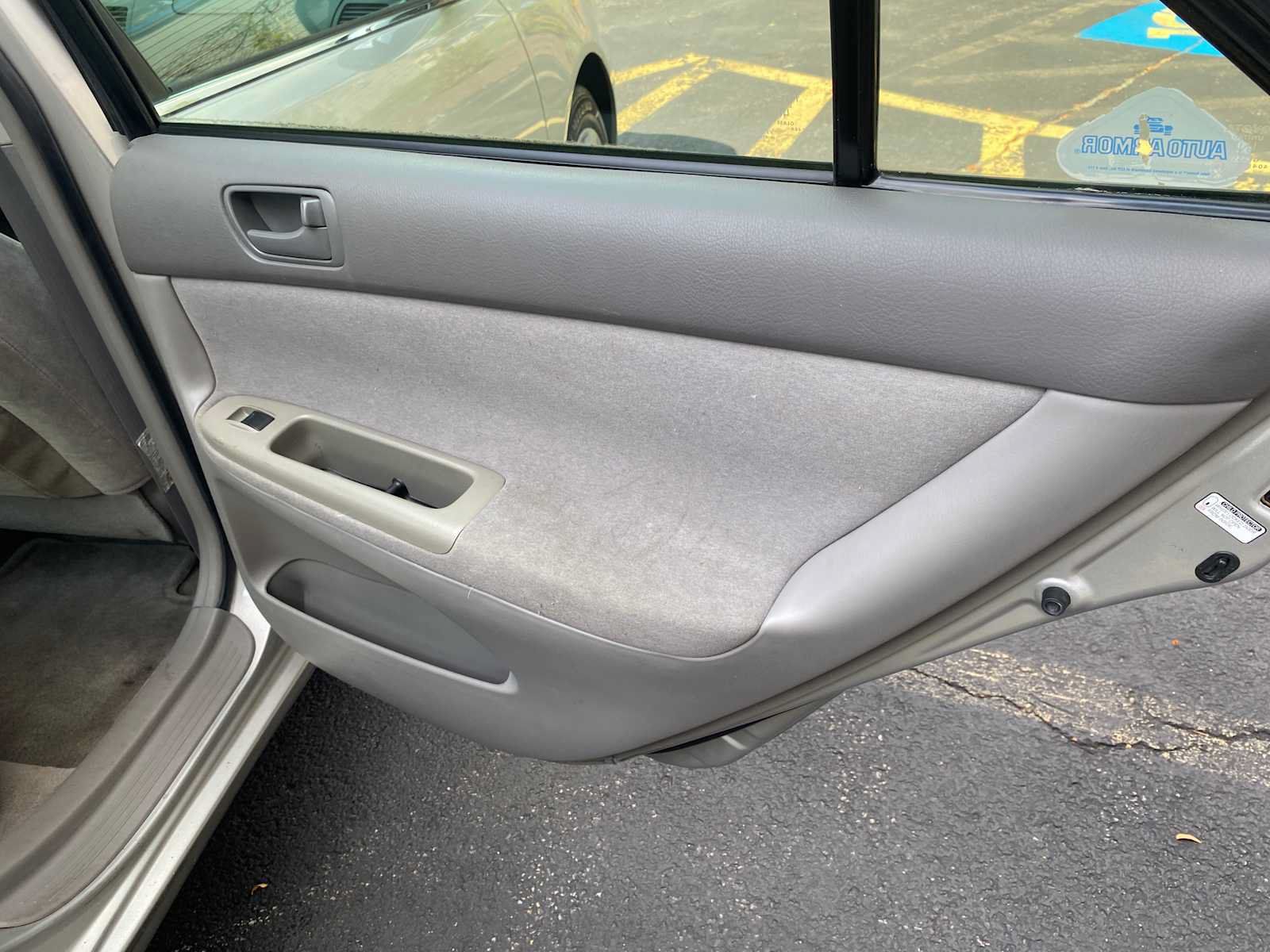 Used 2004 Toyota Camry LE w/ Fleet Convenience Pkg FWD image 26