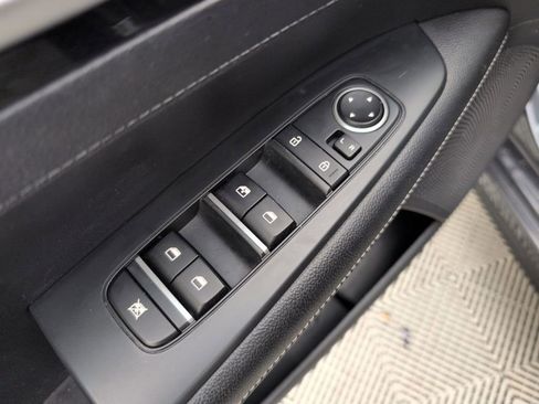 Used 2020 Kia Forte GT-Line image 32