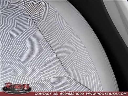 New 2026 Jeep Cherokee Laredo AWD/4WD image 21