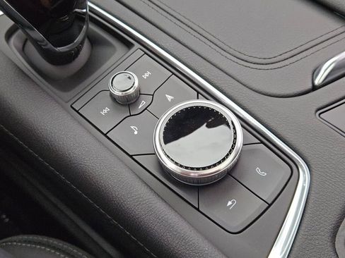 New 2025 Cadillac XT5 Premium Luxury FWD image 33