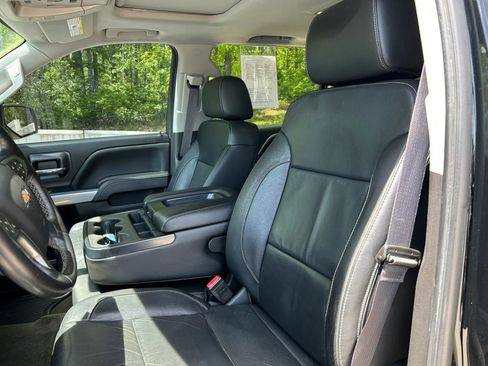 Used 2017 Chevrolet Silverado 1500 LTZ Z71 w/ LTZ Plus Package image 2