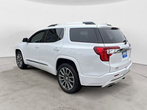 Used 2021 GMC Acadia Denali w/ Denali Ultimate Package AWD/4WD image 4