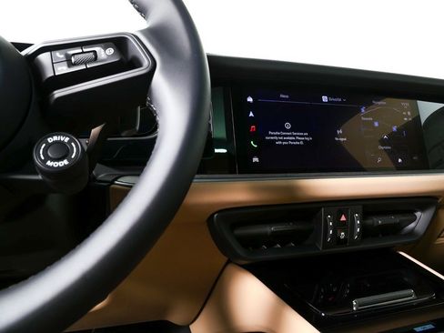 New 2026 Porsche Cayenne S image 13