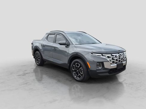 Used 2024 Hyundai Santa Cruz SEL w/ Activity Package AWD/4WD image 2