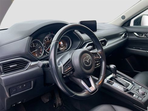Used 2020 MAZDA CX-5 Touring image 9