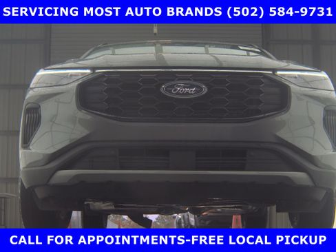 Certified 2025 Ford Escape ST-Line w/ Equipment Group 301A image 3