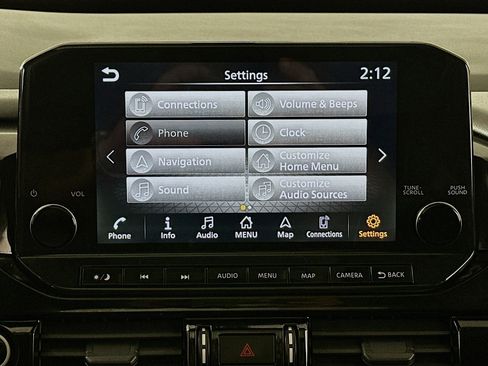 Used 2024 Nissan Pathfinder SL w/ SL Premium Package image 12