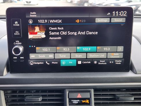 Certified 2023 Honda Pilot Touring image 11