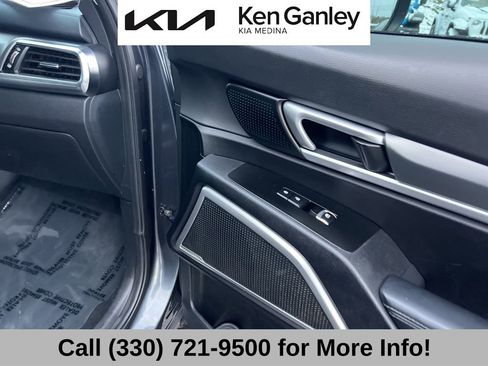 Used 2022 Kia Telluride LX image 62