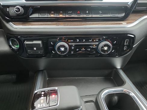 Used 2025 Chevrolet Silverado 1500 LT w/ Z71 Off-Road Package image 16