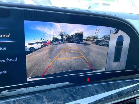 Used 2021 Cadillac Escalade ESV Premium Luxury w/ LPO, Illumination Package image 27