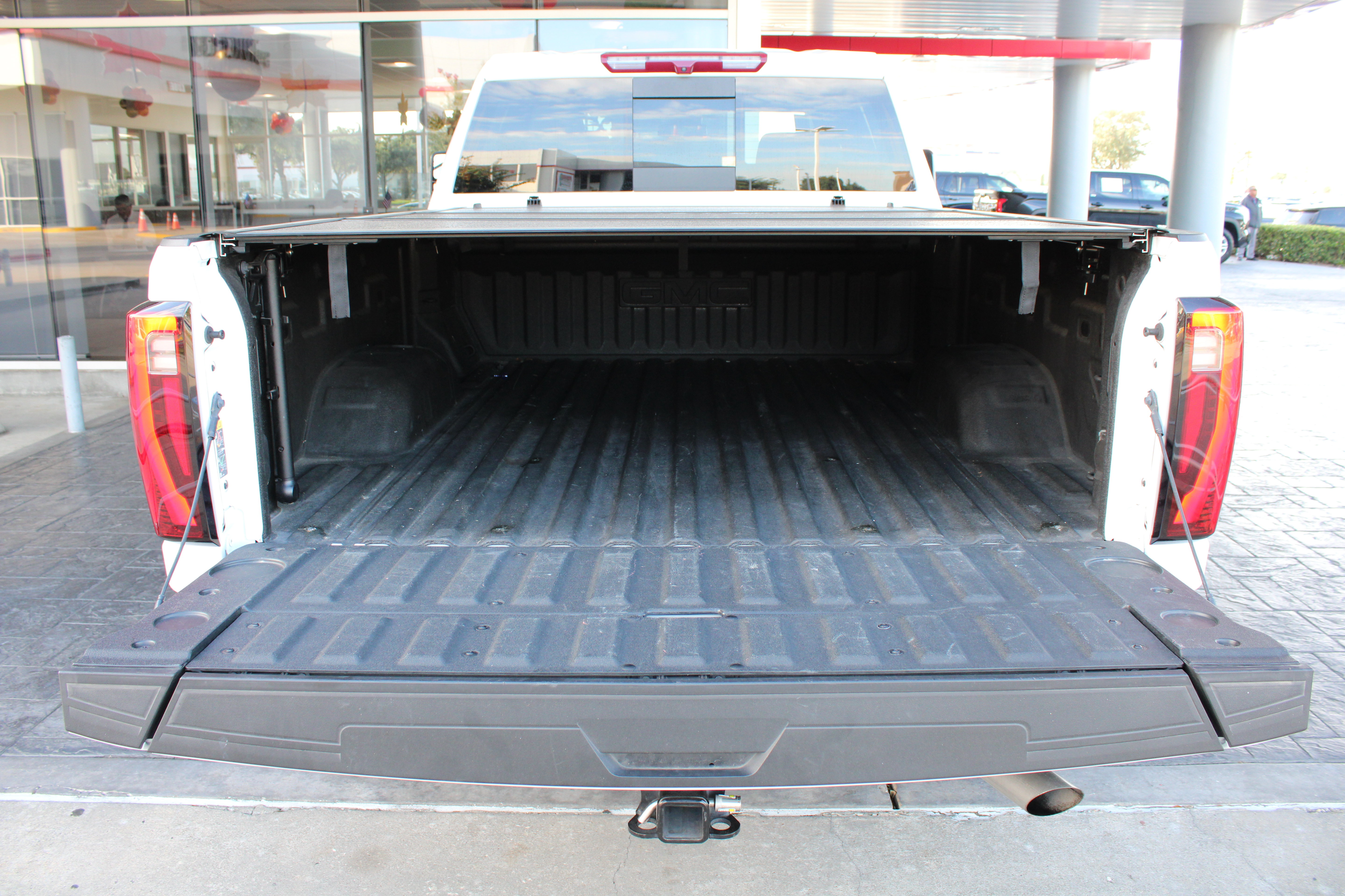 Used 2025 GMC Sierra 2500 SLT w/ Texas SLT Premium Package AWD/4WD image 10