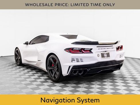 Used 2024 Chevrolet Corvette E-Ray w/ ZER Performance Package AWD/4WD image 3