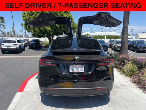 Used 2022 Tesla Model X AWD/4WD image 11