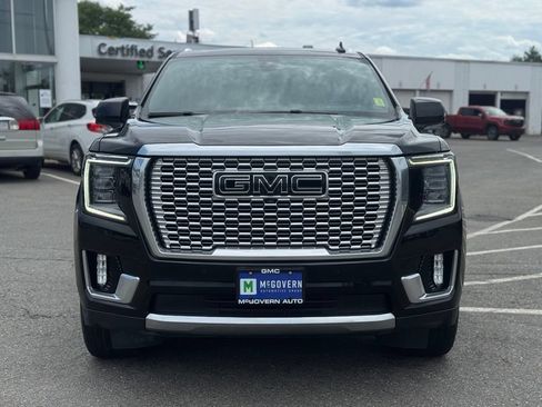Used 2022 GMC Yukon XL Denali AWD/4WD image 10