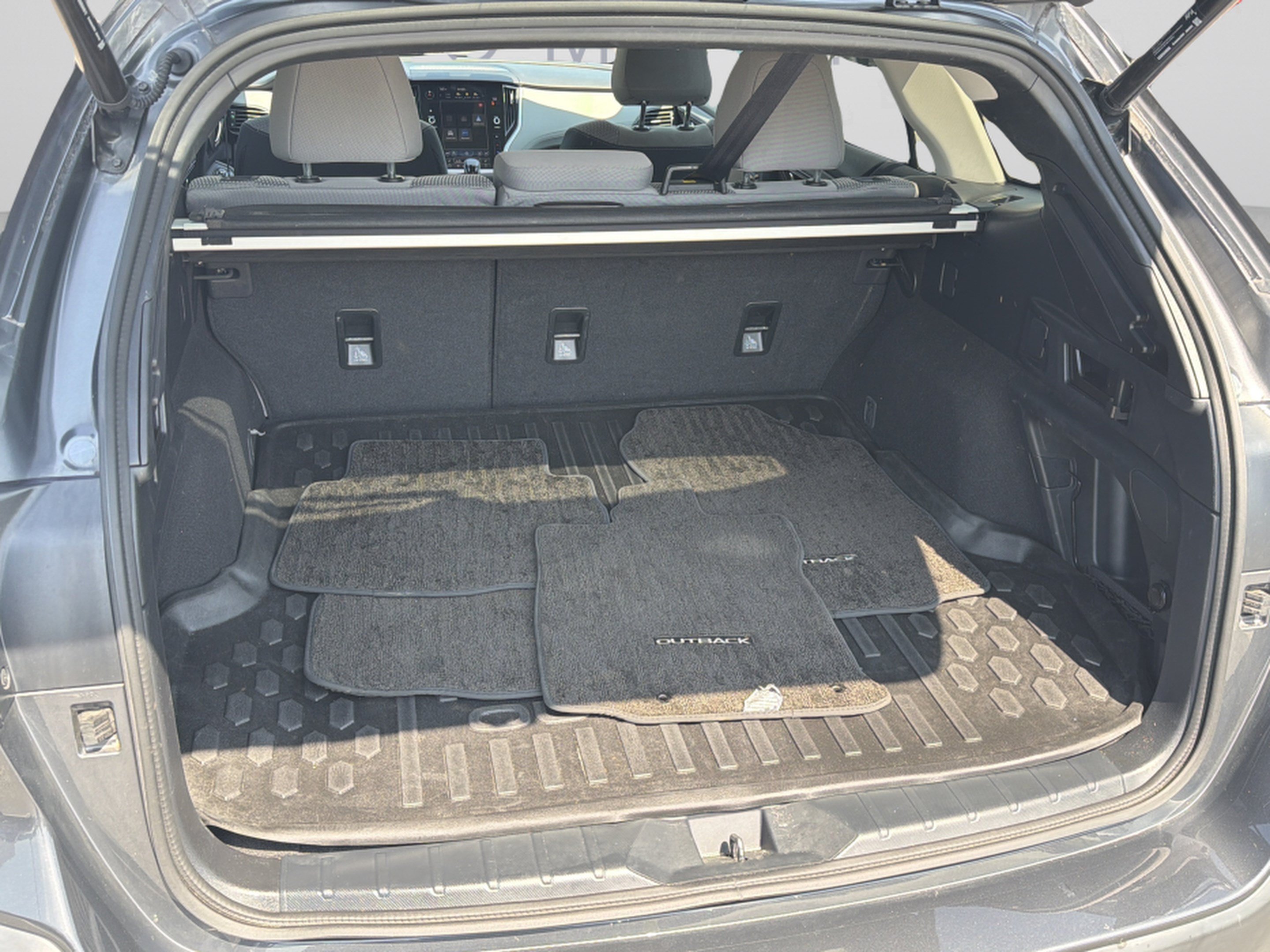 Used 2023 Subaru Outback Premium AWD/4WD image 29