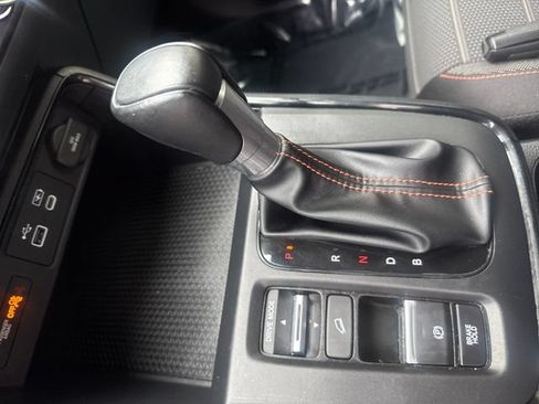 Used 2024 Honda CR-V Sport image 18